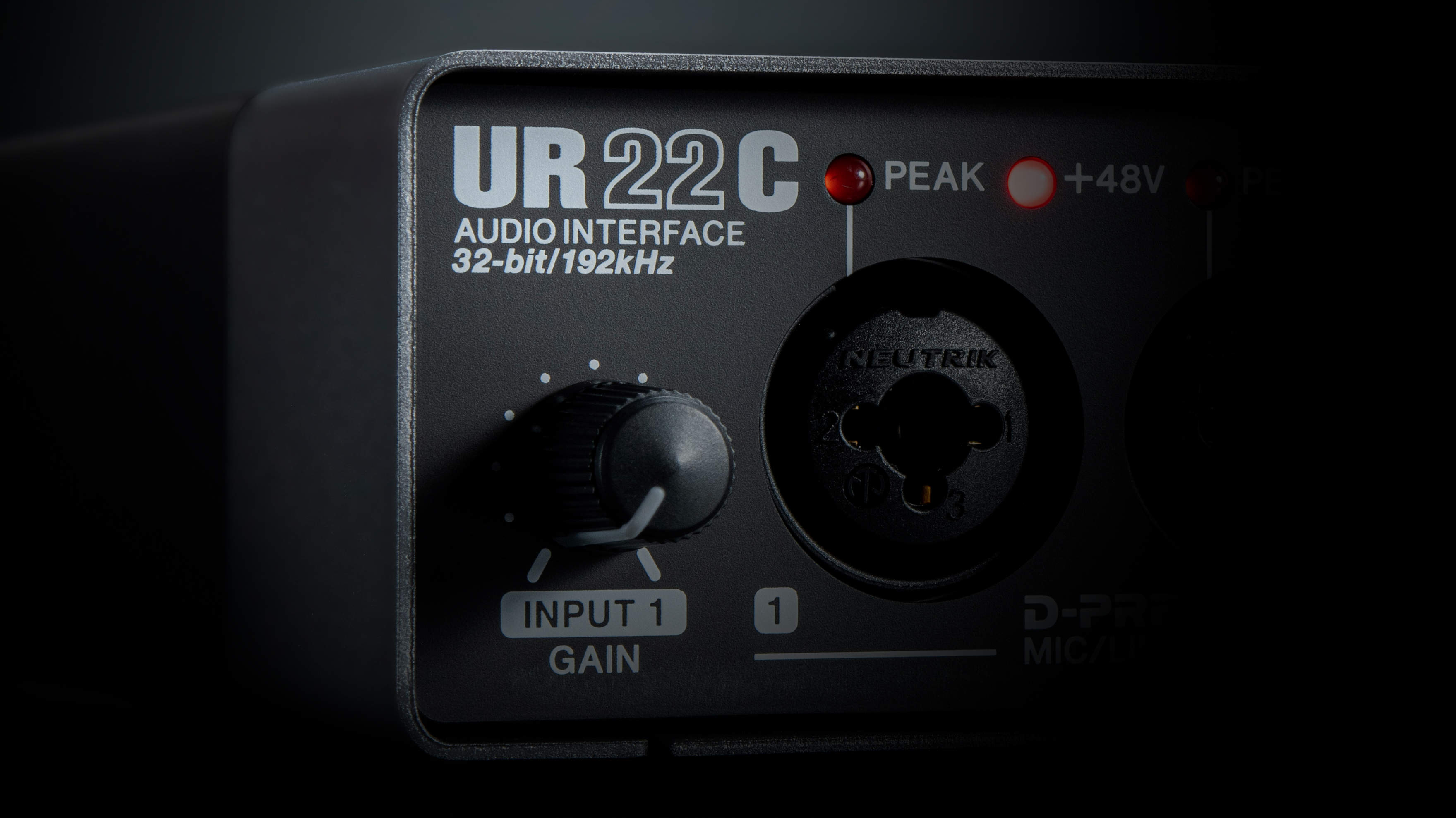 UR22C_01